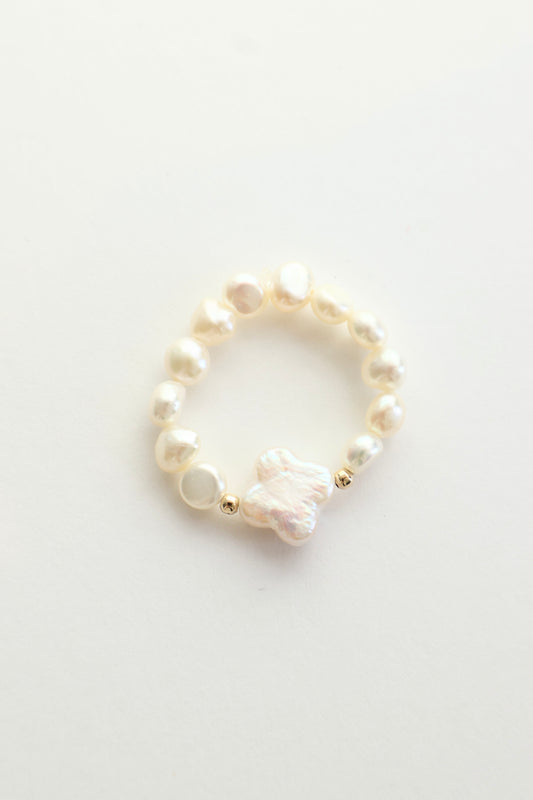 Pearl Clover Blossom Ring