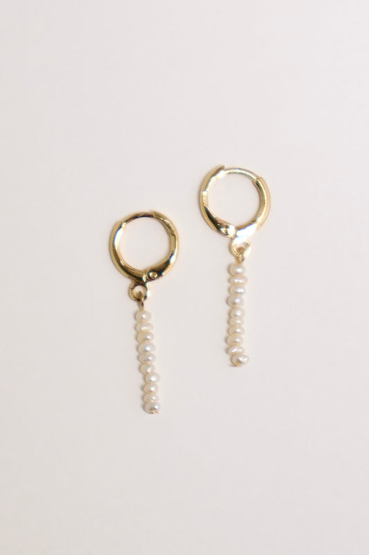Everyday Pearl -- Petit Pearl Loop Earrings