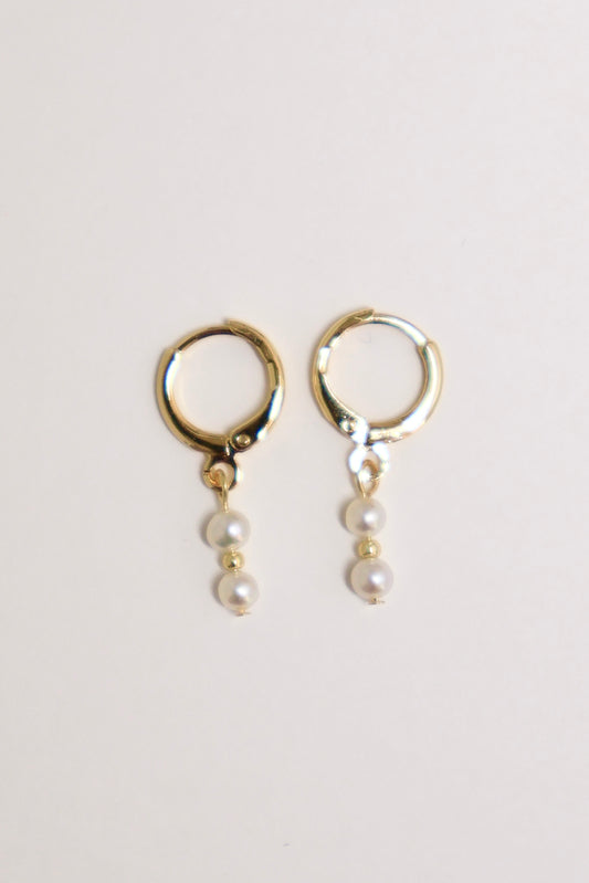 Everyday Pearl -- Deux Pearl Loop Earrings