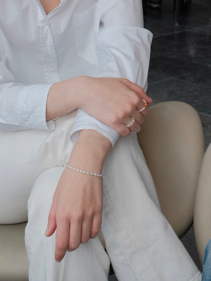 Curiosity - Classic Oval Freshwater Pearl Bracelet, Dainty Minimalist Jewelry