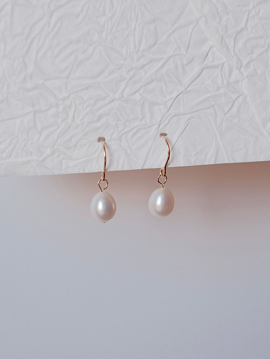 Curiosity - Classic Freshwater Pearl Drop Earrings, Dainty Minimalist Jewelry