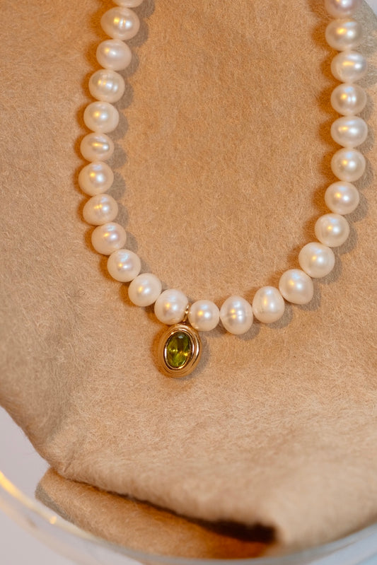 Green apple zirconia pendant fresh water pearl necklace